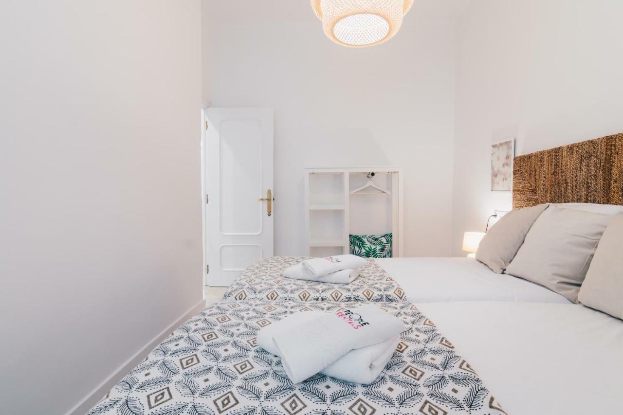 Altair Apartment By People Rentals Більбао Екстер'єр фото